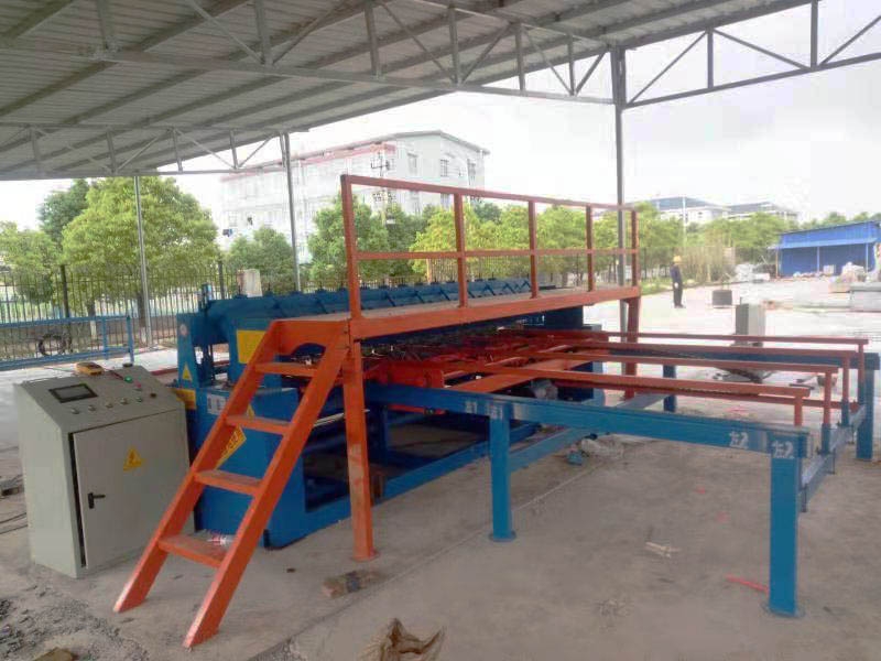 數(shù)控焊網(wǎng)機